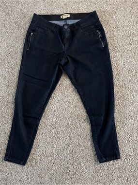 Democracy Dark Blue Skinny Jeans with Zip Pockets